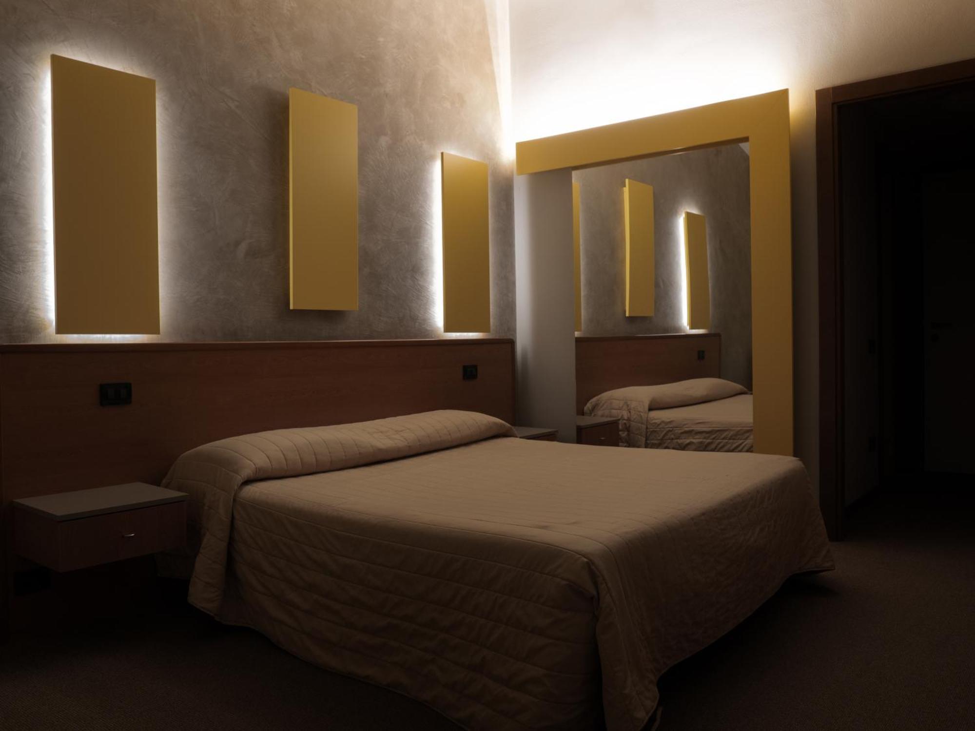 Dealuna Motel Fidenza Kültér fotó